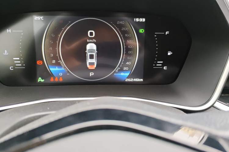 Used Geely Auto Preface 2023 2.0TD Luxury Version Odometer Close Up