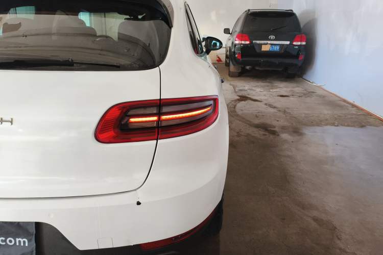 Used Porsche Macan 2014 Macan 2.0T
