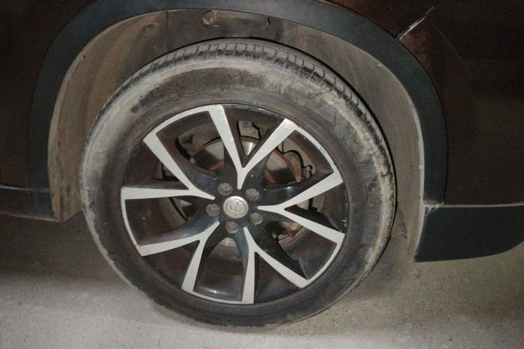 Used Brilliance V5 2014 1.5T Automatic Two-Wheel Drive Luxury Version
