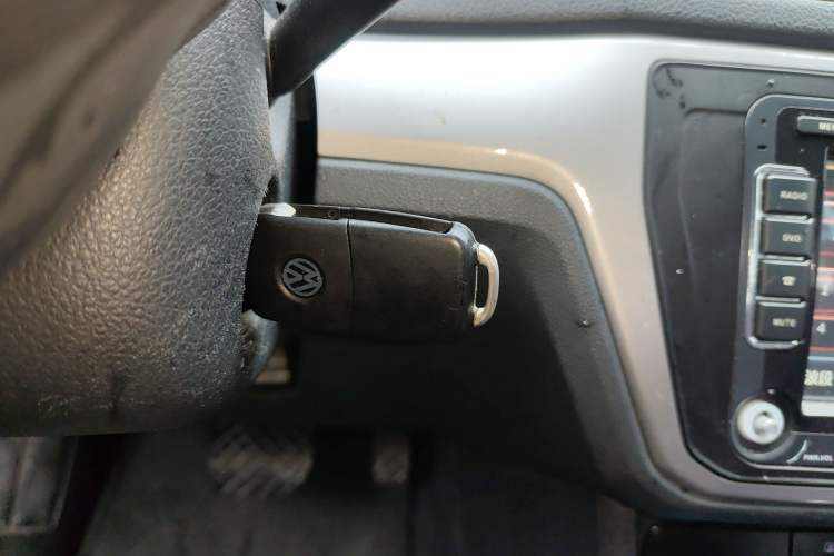 Used Volkswagen Lavida 2017 1.6L Automatic Fashion Edition
