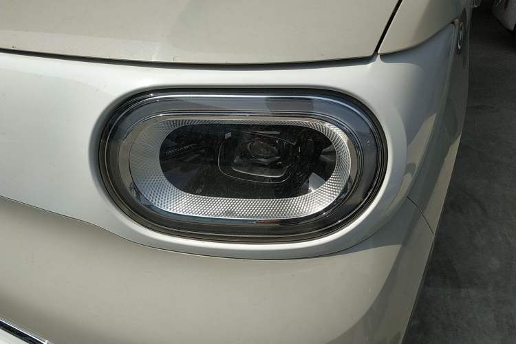 Used Wuling Hongguang MINIEV 2024 3rd Generation 215km Advanced Version
