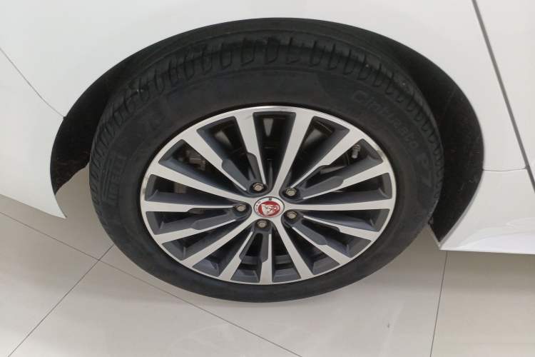 Used Jaguar XEL 2020 2.0T 200PS R-DYNAMIC Youth Sports Edition
