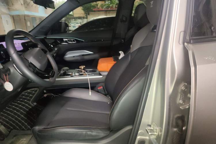 Used CHANGAN CS75 PLUS iDD 2023 ZhiDian iDD Smart Leading Model