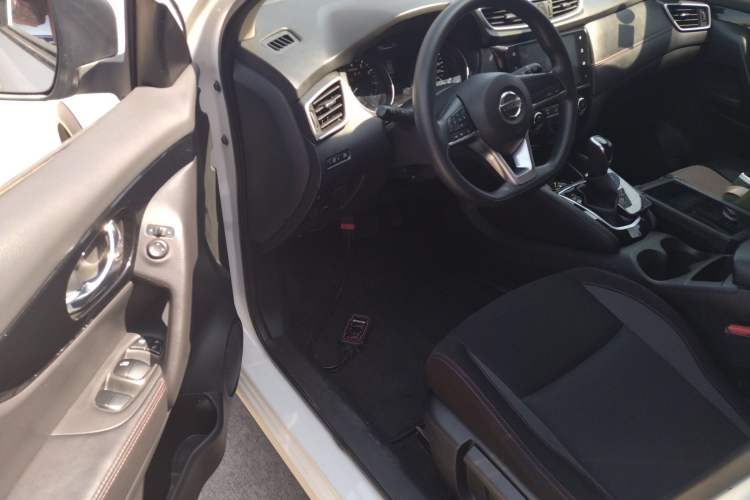 Used Nissan Qashqai 2019 2.0L CVT Smart Enjoyment Version