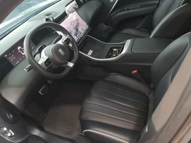Used Avatr 11 2023 Harmony 90-degree Rear-wheel Drive Edition — 14