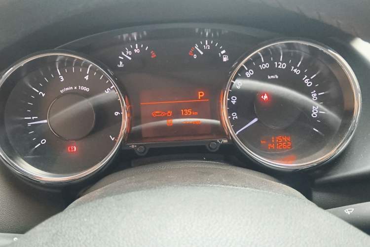 Used Peugeot 3008 2013 2.0L Automatic Trend Edition Instrument Cluster