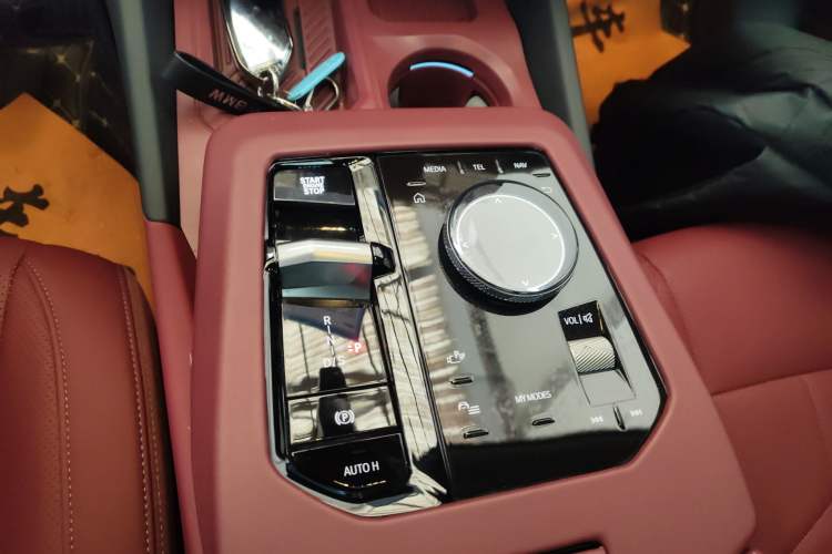 Used BMW 5 Series 2025 525Li M Sport Package