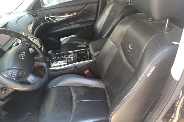 Used Infiniti M Series 2012 M25L Comfort Edition Left Front Seat