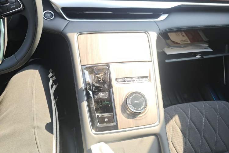 Used Geely Auto Monjaro L 2025 Dongfang Yao 2.0TD Automatic Lanxing Edition