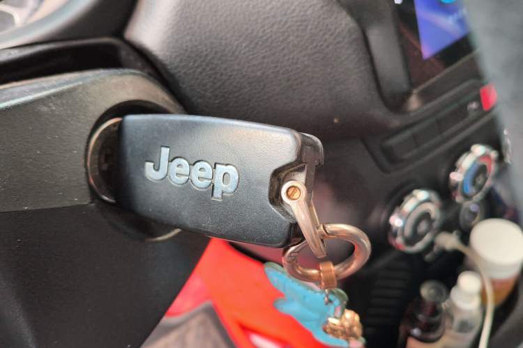 Used Jeep Renegade 2017 180T Automatic High-Energy Version
