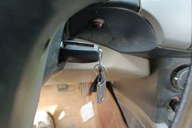 Used Land X8 2012 Explorer Edition 2.0T Diesel 4x2 Luxury Model