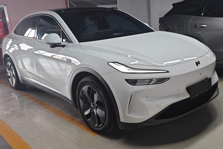 Used ONVO L60 2024 60 kWh Rear-Drive Version
