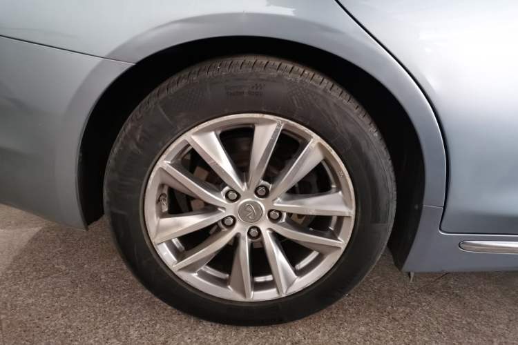 Used Infiniti Q50L 2015 2.0T Enjoyment Edition Right Rear Wheel Hub