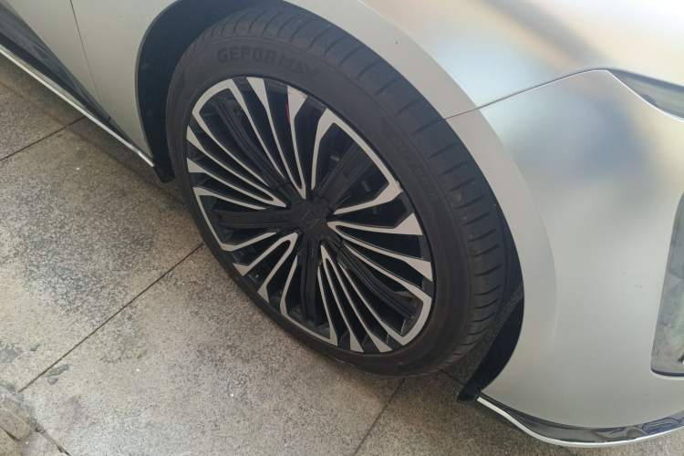 Used Avatr 12 2024 700 Three-Laser Rear-Wheel Drive Luxury Edition
