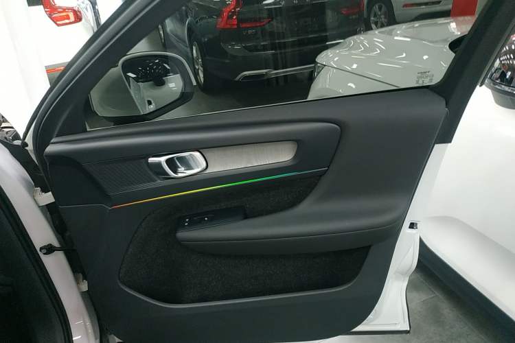 Used Volvo XC40 2022 T4 Four-Wheel Drive Smart & Luxurious Edition