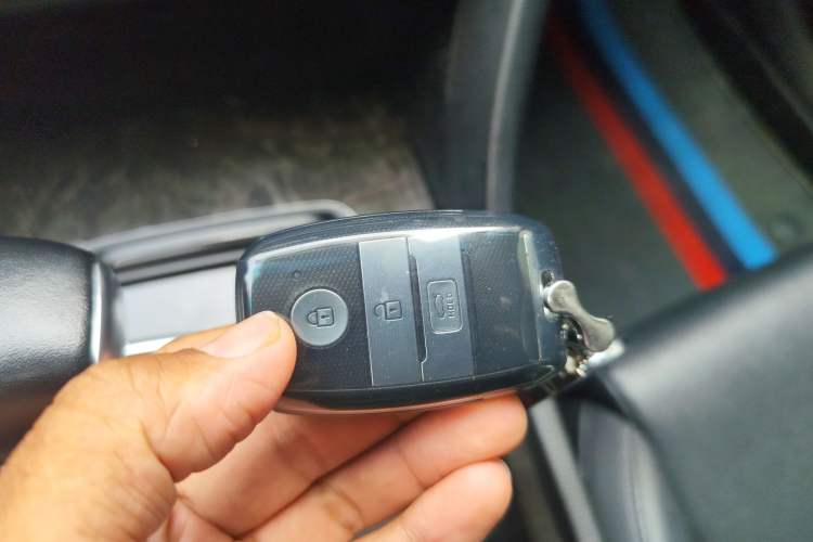 Used Kia K5 2016 1.6T Automatic LUX