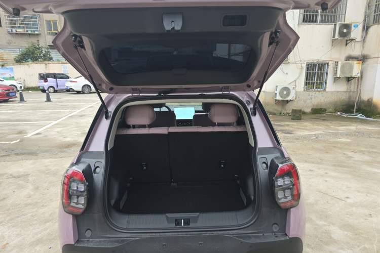 Used AION UT 2025 330 Starlight Edition
