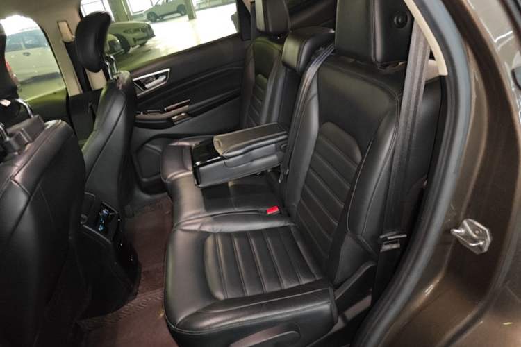 Used Ford Edge 2016 EcoBoost 245 Four-Wheel Drive Titanium Edition 7-Seater