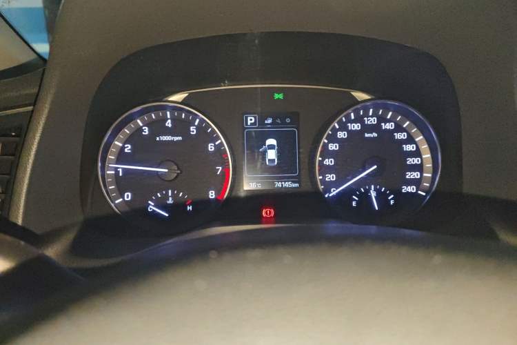 Used Hyundai Elantra (6th Generation / Lingdong) 2016 1.6L Automatic ZhiXuan – Elite Version
