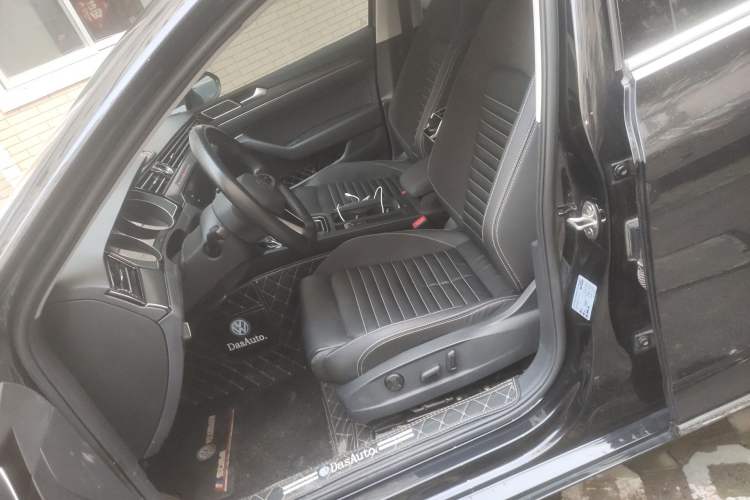 Used Volkswagen Magotan 2020 330TSI DSG Leading Model
