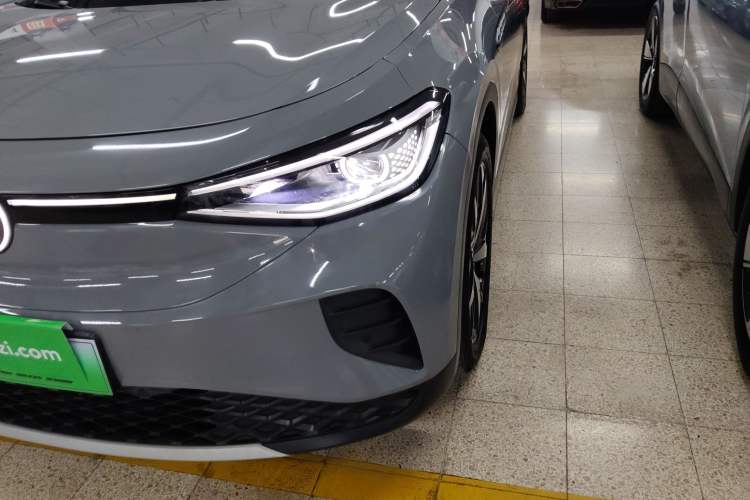 Used Volkswagen ID.4 CROZZ 2021 Long-Range Lite PRO Two-Wheel Drive Version
