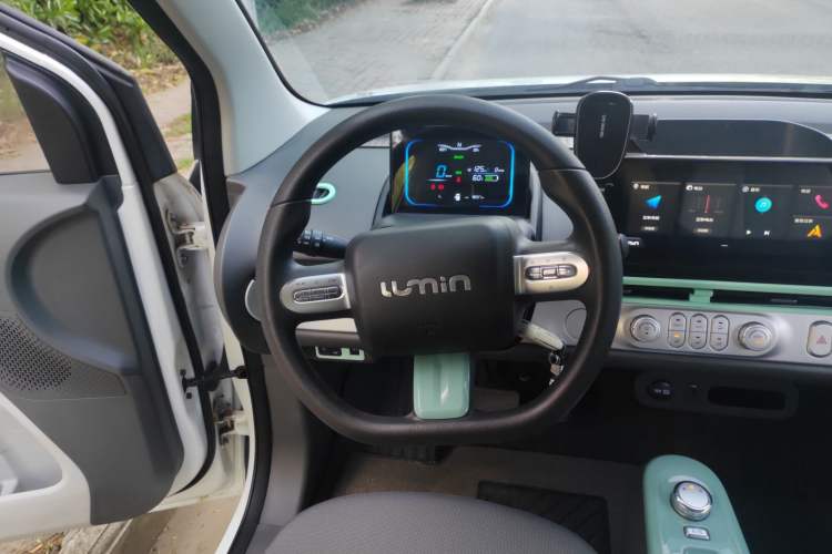 Used CHANGAN NEVO Lumin 2022 210km Sweet Edition