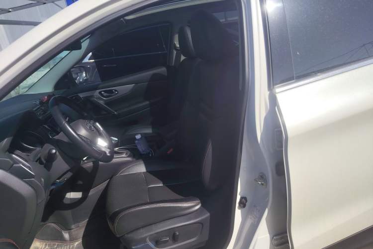 Used Nissan Qashqai 2022 2.0L CVT XV Premier Luxury Edition Left Front Seat