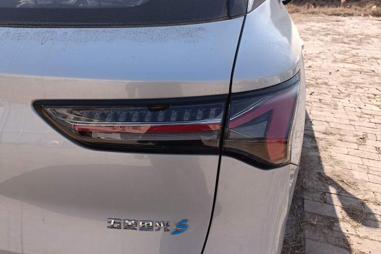 Used Wuling Xingguang S 2025 Model, 130km Leading Edition