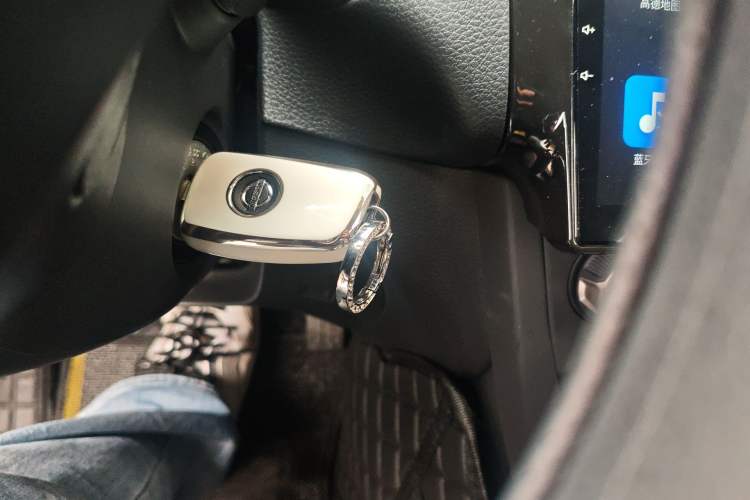 Used Nissan Sylphy 2024 Facelifted Three Classic 1.6XE CVT Comfort Edition Vehicle Key