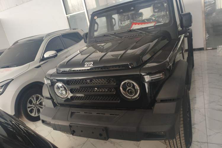 Used 212 T01 2024 2.0T Explorer