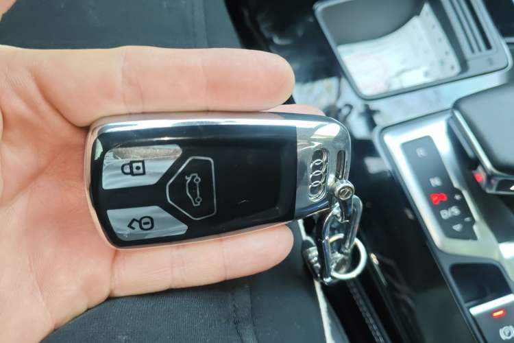 Used Audi Q5L 2022 40T Luxury Dynamic Model
