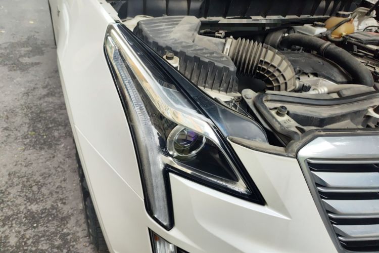 Used Cadillac XT5 2018 25T Luxury Model