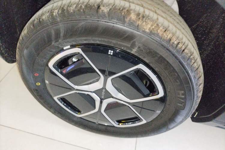 Used AION UT 2025 330 Starlight Edition
