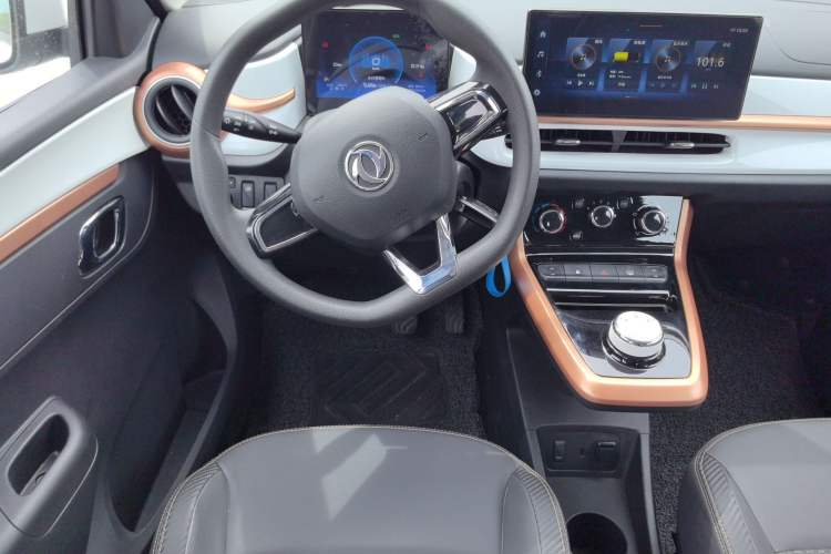 Used Dongfeng NAMMI BOX 2022 Chasing Wind Edition 351KM Standard Model