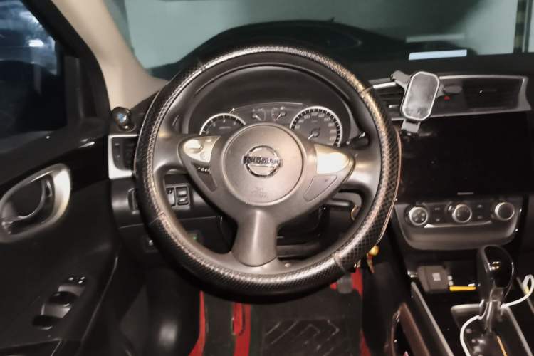 Used Nissan Sylphy 2018 1.6XV CVT Deluxe Edition Steering Wheel
