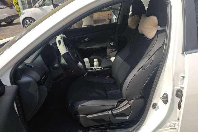 Used Nissan Sylphy 2026 Model 1.6L CVT Worry-Free Edition Left Front Seat