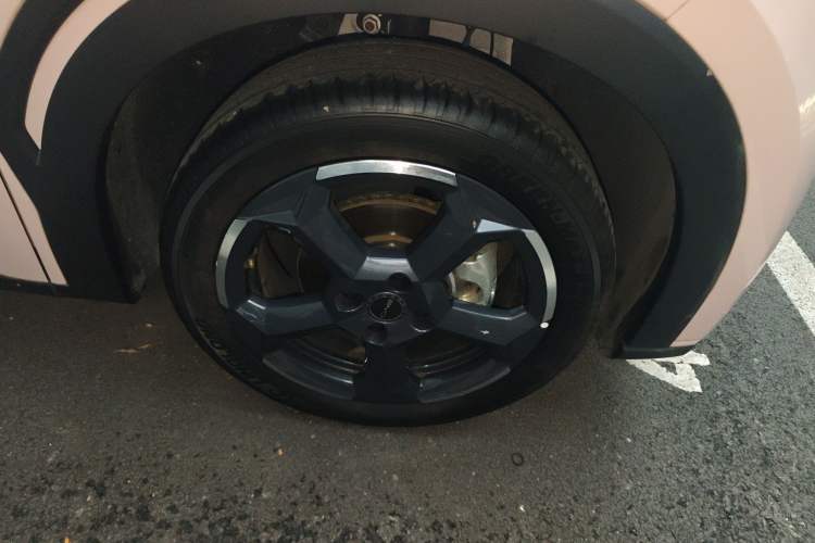 Used BYD Seagull 2023 Free Edition Right Front Wheel Hub