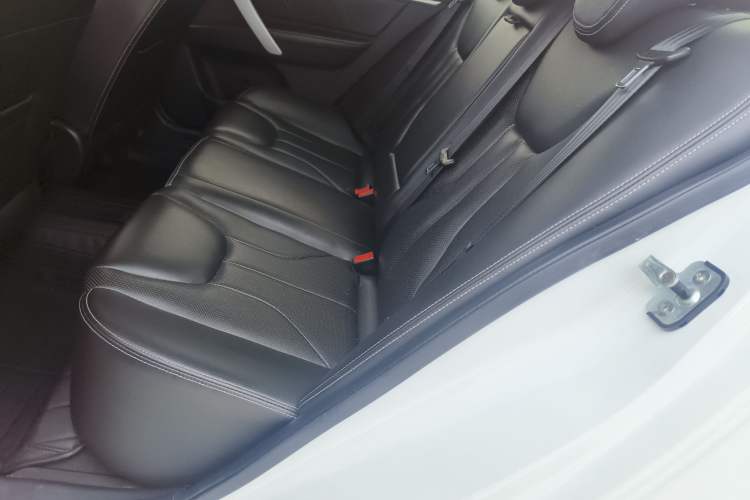 Used Geely Auto Emgrand 2017 Sedan Million Edition 1.5L CVT Upward Version
