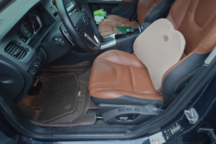 Used Volvo V60 2014 Restyled T5 Zhiya Edition Left Front Seat