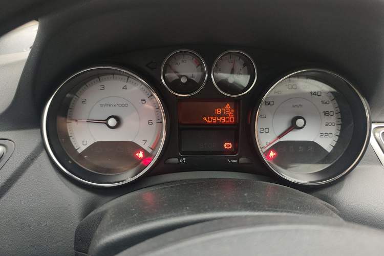 Used Peugeot 308 2014 Enjoy Edition Classic 1.6L Manual YouShang Model