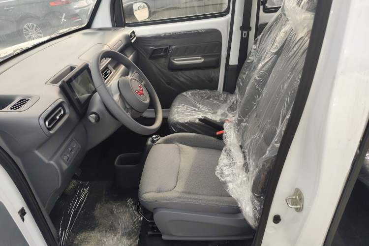 Used Wuling Zhiguang New Energy 2025 Standard Model Left Front Seat