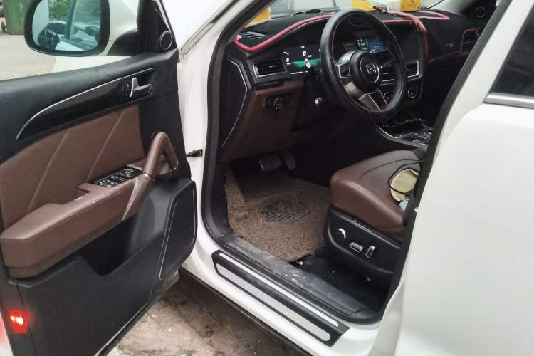 Used Zotye T600 2016 Sport Edition 2.0T DCT Luxury Model Driver Seat