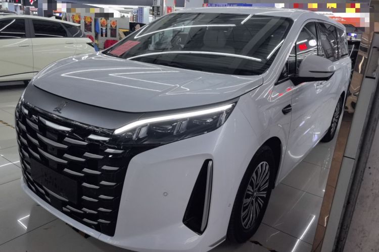 Used BYD Xia 2025 DM-i 1.5T 180km Beyond Edition
