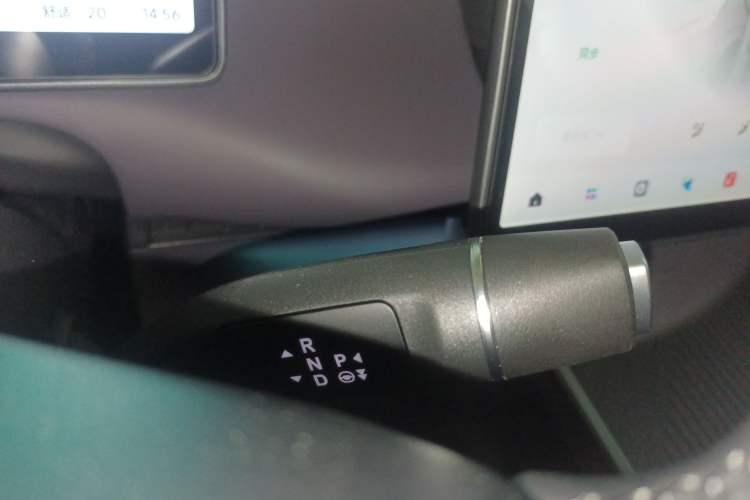 Used Leapmotor C10 2026 210 LiDAR Version Gear Lever