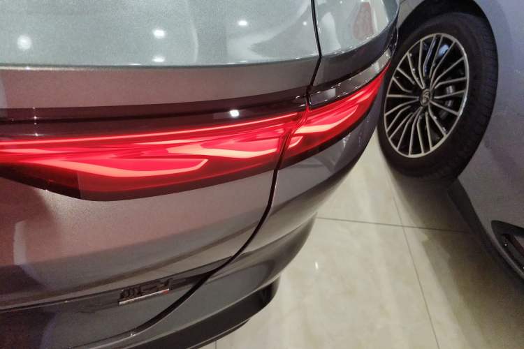 Used BYD Han L 2025 DM-p Four-Wheel-Drive LiDAR Flagship Model
