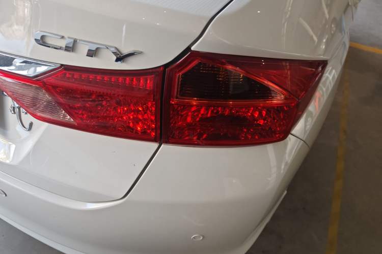 Used Honda City 2015 1.5L CVT Comfort Version
