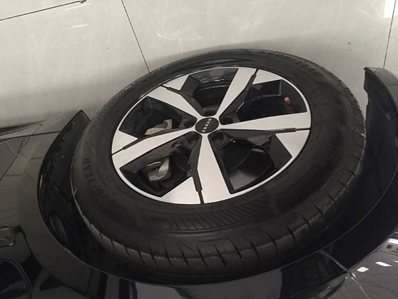 Used Zeekr 001 2023 WE Edition 100 kWh — 22