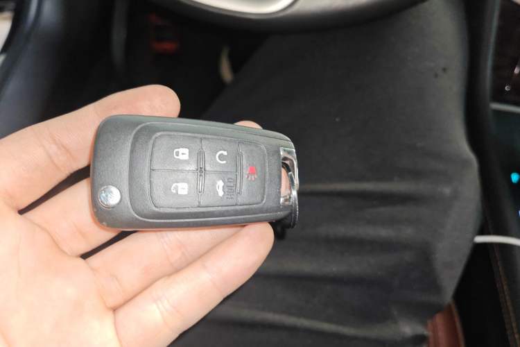 Used Buick LaCrosse 2013 2.4L SIDI Elite Comfort Version