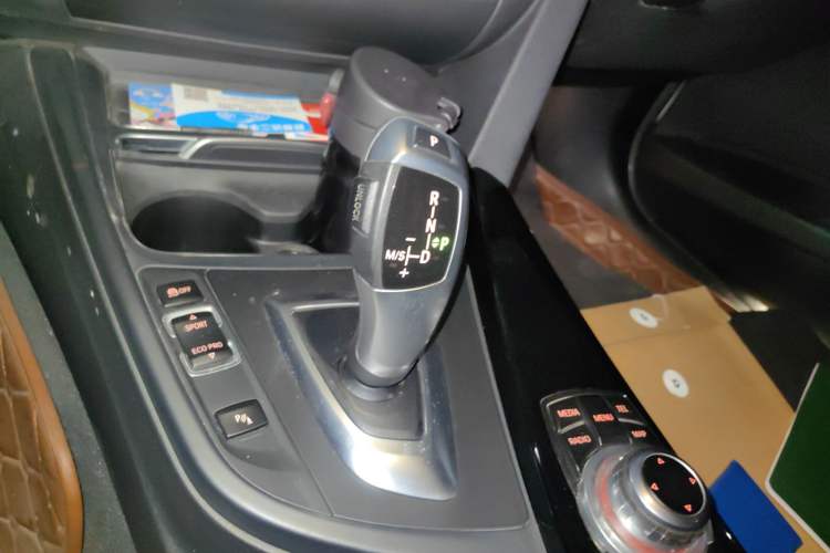 Used BMW 3 Series 2016 320Li Fashion Model
