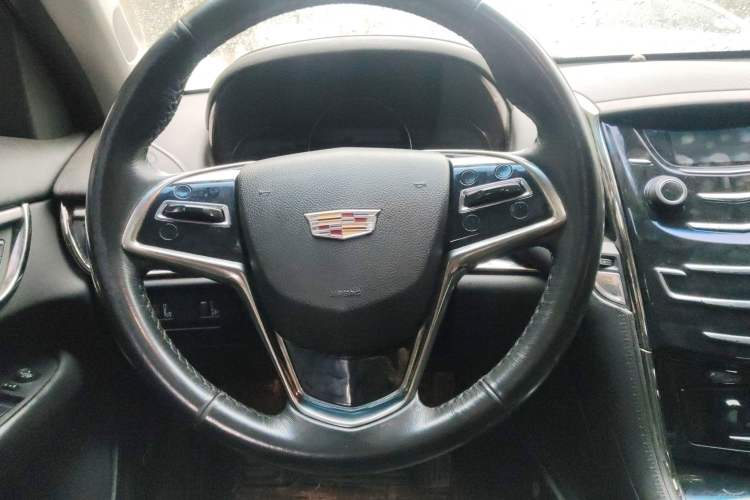Used Cadillac ATS-L 2017 28T Tech Edition Steering Wheel